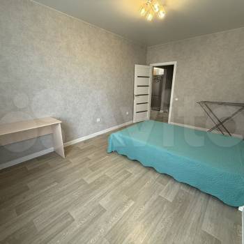 Сдается 1-комнатная квартира, 59 м²