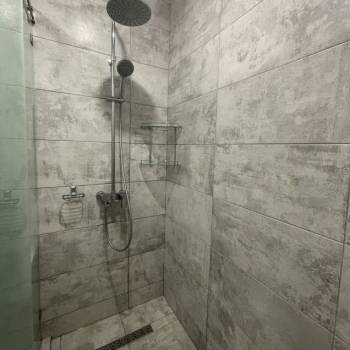 Сдается 1-комнатная квартира, 59 м²