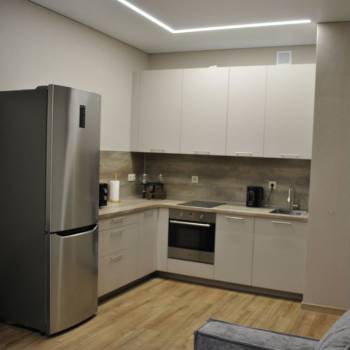 Сдается 1-комнатная квартира, 52 м²