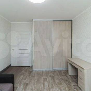 Продается 1-комнатная квартира, 41,6 м²
