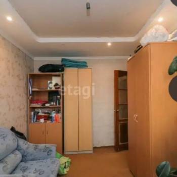 Продается Многокомнатная квартира, 80 м²