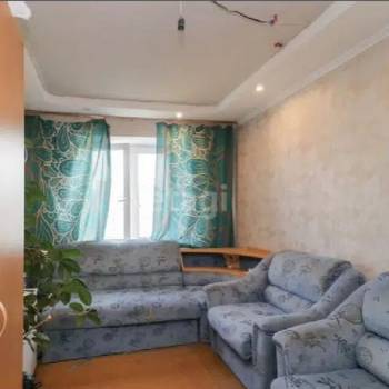 Продается Многокомнатная квартира, 80 м²