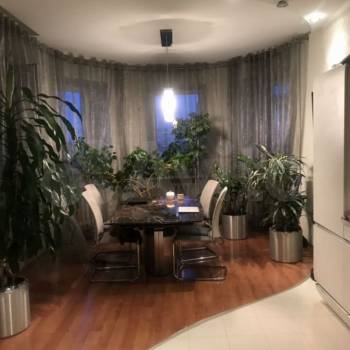 Продается Многокомнатная квартира, 154 м²