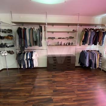 Продается Многокомнатная квартира, 211 м²