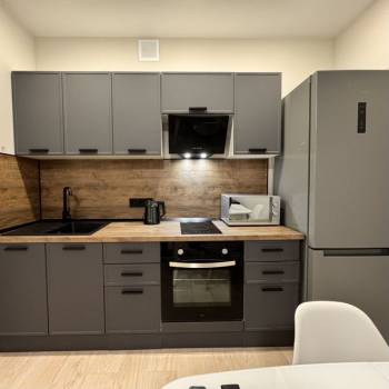 Сдается 1-комнатная квартира, 40 м²