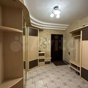 Сдается 2-х комнатная квартира, 88 м²
