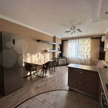 Сдается 2-х комнатная квартира, 88 м²