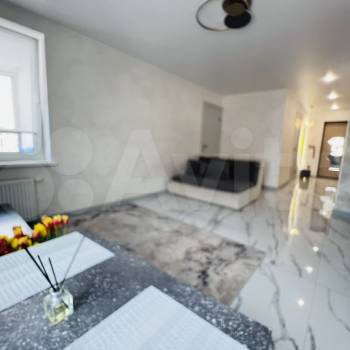 Продается 2-х комнатная квартира, 57 м²