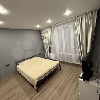 Сдается 1-комнатная квартира, 44 м²