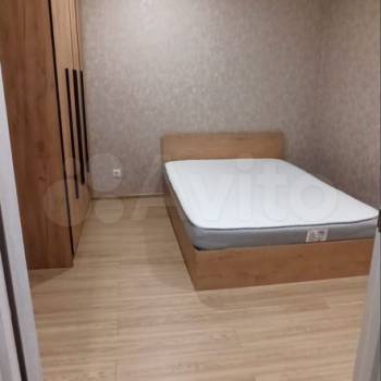 Сдается 1-комнатная квартира, 41 м²