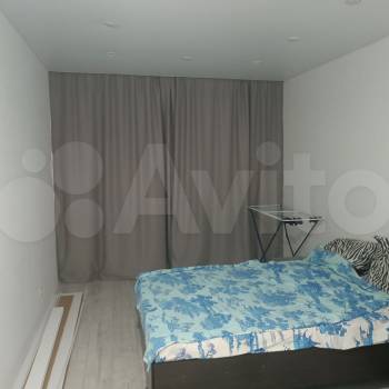 Сдается 1-комнатная квартира, 49 м²