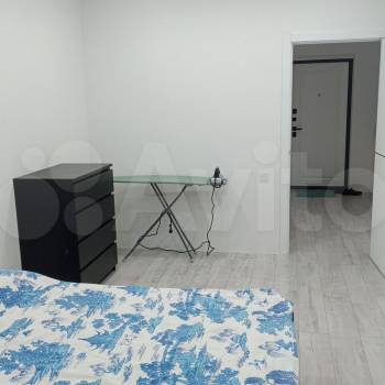 Сдается 1-комнатная квартира, 49 м²