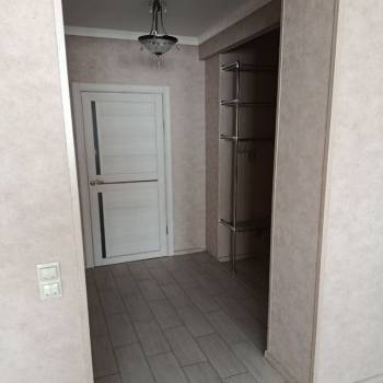 Сдается 2-х комнатная квартира, 90 м²