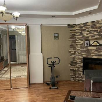 Сдается 2-х комнатная квартира, 87,8 м²