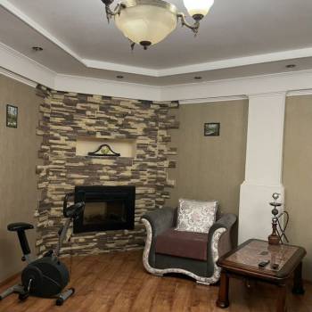 Сдается 2-х комнатная квартира, 87,8 м²