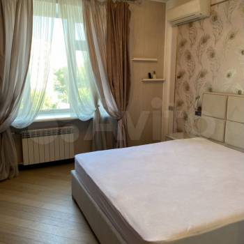 Сдается Многокомнатная квартира, 106 м²