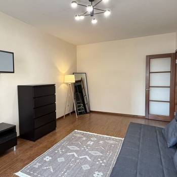 Сдается 1-комнатная квартира, 43 м²
