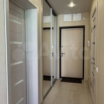 Продается 1-комнатная квартира, 40 м²