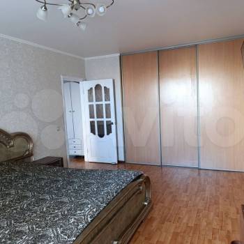 Продается Многокомнатная квартира, 111 м²