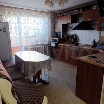 Продается Многокомнатная квартира, 111 м²