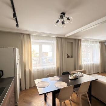 Продается 3-х комнатная квартира, 80 м²