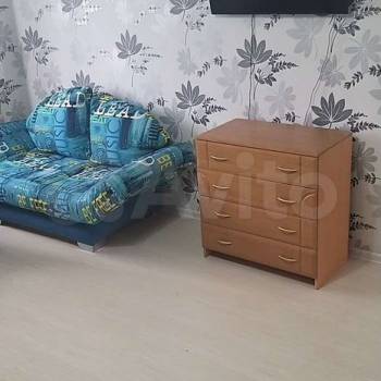 Сдается 1-комнатная квартира, 49 м²