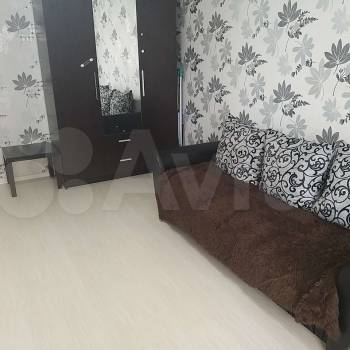 Сдается 1-комнатная квартира, 49 м²