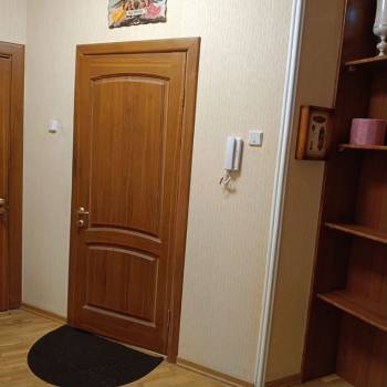 Сдается 2-х комнатная квартира, 96 м²