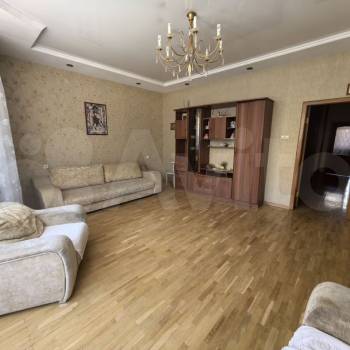 Сдается 2-х комнатная квартира, 96 м²