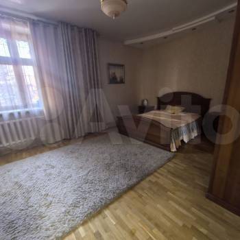 Сдается 2-х комнатная квартира, 96 м²
