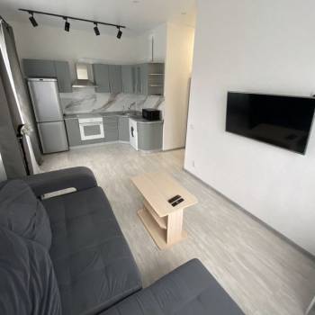 Сдается 1-комнатная квартира, 46 м²