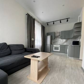 Сдается 1-комнатная квартира, 46 м²