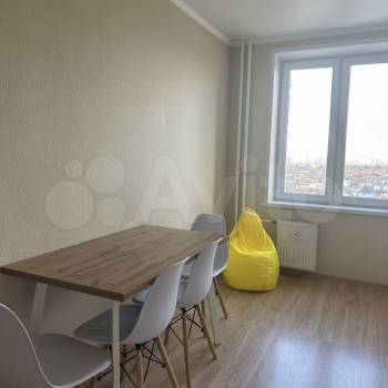 Сдается 2-х комнатная квартира, 65 м²