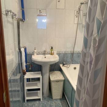 Сдается 1-комнатная квартира, 46 м²