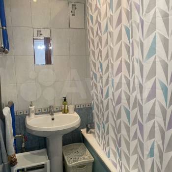 Сдается 1-комнатная квартира, 46 м²