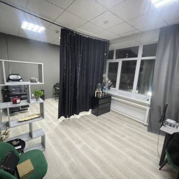 Сдается Нежилое помещение, 16,96 м²