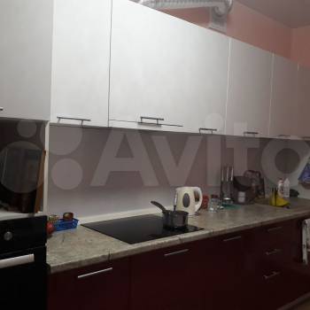 Продается 1-комнатная квартира, 40,7 м²