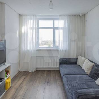 Продается 1-комнатная квартира, 38 м²