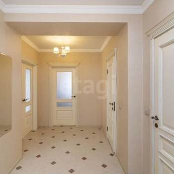 Продается 1-комнатная квартира, 60,2 м²