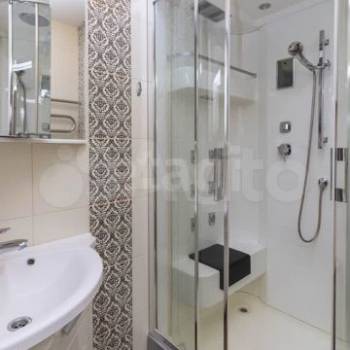 Продается 1-комнатная квартира, 60,2 м²