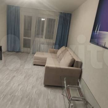 Сдается 1-комнатная квартира, 37,3 м²