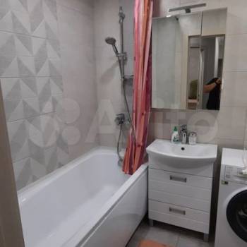 Сдается 1-комнатная квартира, 35 м²