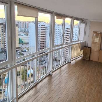 Продается 1-комнатная квартира, 65 м²