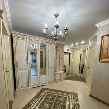 Продается 2-х комнатная квартира, 72,5 м²