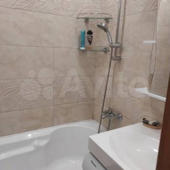 Сдается Многокомнатная квартира, 60 м²