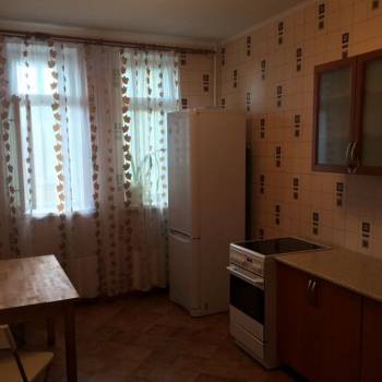 Сдается 1-комнатная квартира, 44 м²