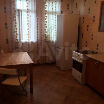 Сдается 1-комнатная квартира, 44 м²