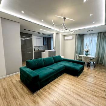 Продается 3-х комнатная квартира, 104,8 м²