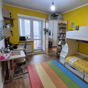 Продается 1-комнатная квартира, 52,3 м²