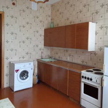 Сдается 2-х комнатная квартира, 75 м²